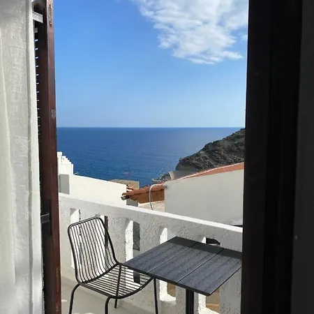 Chris&c Aparthotel Agia Galini (Crete)